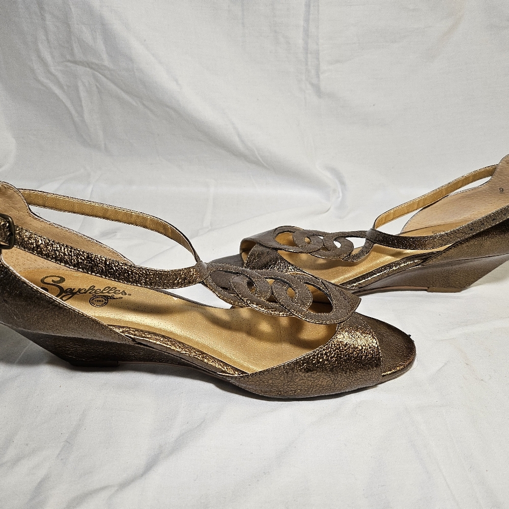 Seychelles Bronze kitten heel wedge